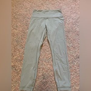 Light green ankle length leggings